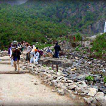 Valley of Flowers Tour